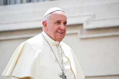 This Facebook bot lets you ‘Chat with the Pope’