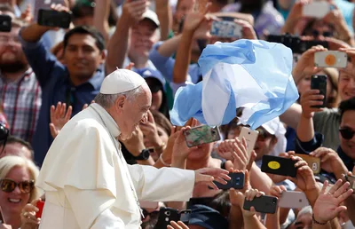 Pope launches appeal that World Cup in Russia helps promote peace