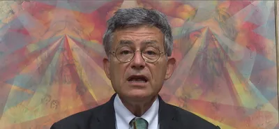 Vatican’s comm chief: ‘Communion is most powerful form of communication’