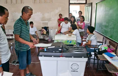 Duterte plan to appoint village officials ‘undemocratic’?