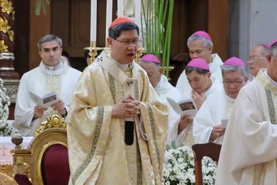 Cardinal Tagle calls for policies to protect workers
