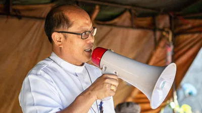 Mamamayan, hinimok ng Obispo na magsuot ng puti bilang paninindigan laban sa katiwalian - VeritasPH
