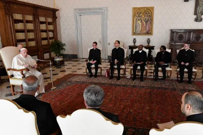 Pope Francis invites priests to learn from St. Joseph’s fatherhood