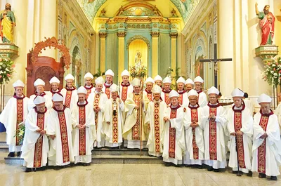 Fr. Dodong ordained bishop in emotional event