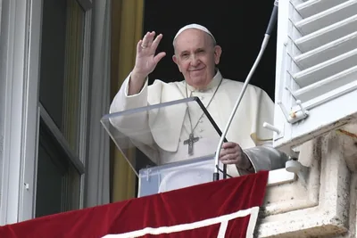 Pope to Philippine Catholic schools: Form authentic witnesses to Christ