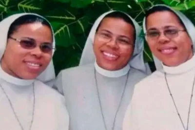 Called by God from childhood, triplets from Brazil belong to the same religious order