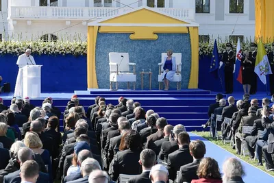 Pope Francis urges Slovakia to follow the Beatitudes to build a just society