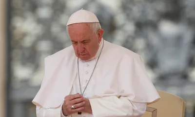 Pope mourns death of French patient after doctors withhold care