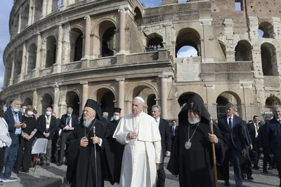 Pope Francis: All religious traditions must resist ‘temptation to fundamentalism’