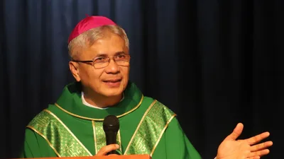 Mananampalataya, hinimok na makiisa sa signature campaign against political dynasty - VeritasPH