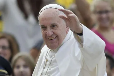 Mercy is key to the life of faith, Pope Francis says