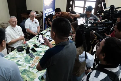 Cebu archbishop seeks common stand on ‘Our Father’ hand postures