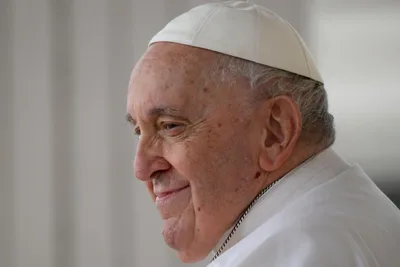 Pope Francis celebrates Mass, records ‘popecast’ for 10th anniversary