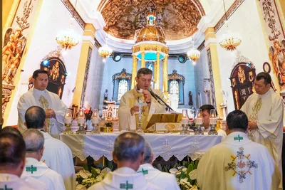 Vatican official urges Filipinos to trust only in God, resist false power