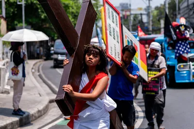 Oil shock exposes burden on Philippine poor, sparks calls for tax cuts and regulation