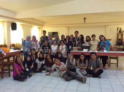 Muslims join Catholics de-stress Marawi siege survivors