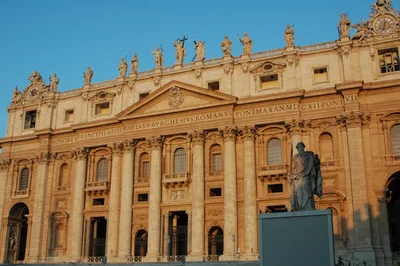 Churches in Rome can reopen for private prayer