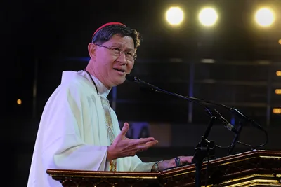 Cardinal Tagle: ‘Avoid making family haven of corruption’