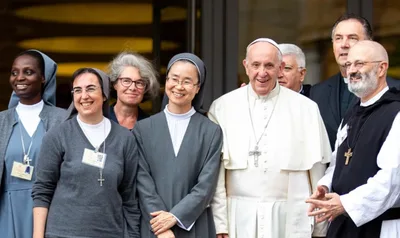 The religious sisters in Vatican leadership