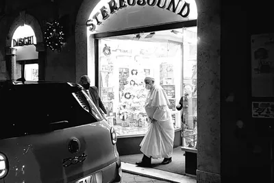 ‘We must not lose our sense of humor’: Pope writes to journalist who caught him leaving record store