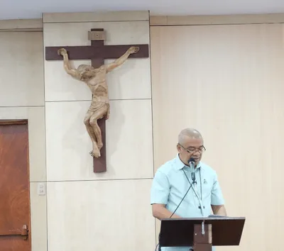 Bishop wants continuing formation for priests