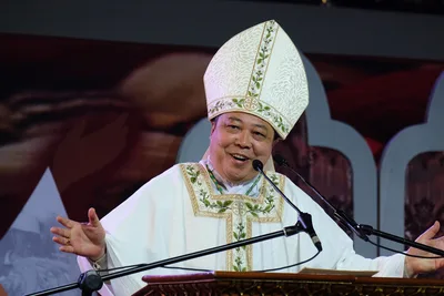 Pope names Filipino Archbishop Auza as nuncio to Spain