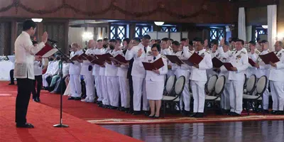 Pangulong Marcos, pinangunahan ang panunumpa ng 77 generals at flag officers