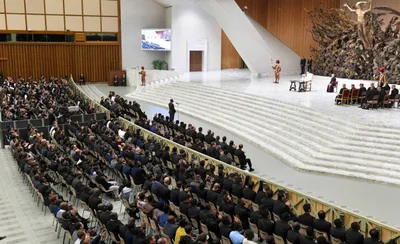 Pope Francis warns seminarians that the vice of pornography ‘weakens the soul’