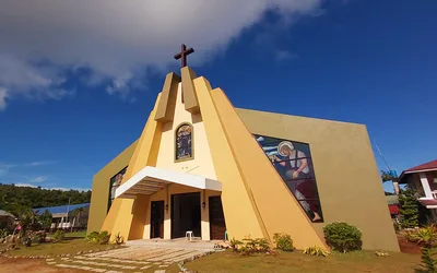 Homonhon parishioners celebrate dedication of new church