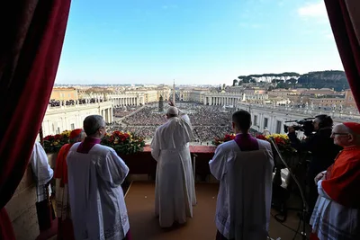 On Christmas Day, Pope Francis prays for Prince of Peace to end ‘third world war’