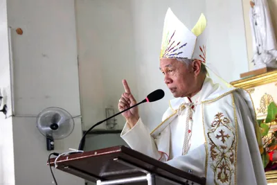 Bacolod bishop warns against ‘blind fanaticism’ amid national discord over Duterte arrest