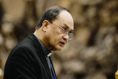 At Vatican, Filipino cardinal says struggling families need community, not just advice