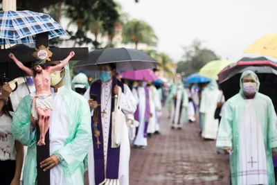 Dumaguete bishop, priests hold ‘penitential walk’ to protect life, environment