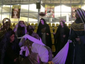 Laguna youth sponsor Lenten exhibit