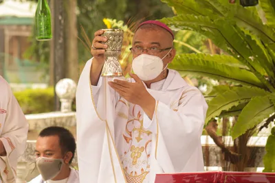 Bishop Alminaza contracts Covid-19 anew