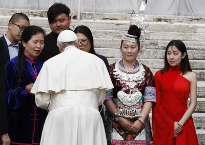 Time to heal, restore unity, evangelize, pope tells Catholics in China