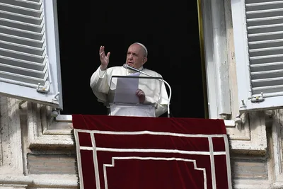Pope Francis: Stretch out your hand to the poor