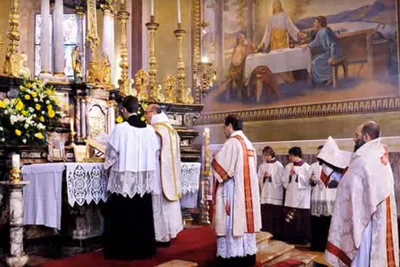 Vatican sends extraordinary form Mass survey to world’s bishops