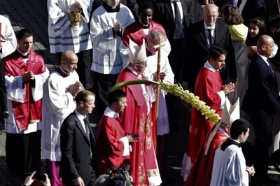 This Holy Week, look for Jesus in those who suffer, Pope says