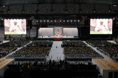 Pope Francis to Singapore’s Catholics: Follow St. Francis Xavier in spreading God’s love