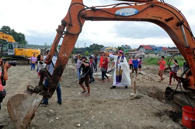 Reach out to the poor, says bishop in Lenten message