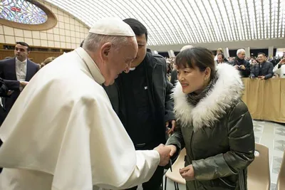 Pope Francis met woman who grabbed him New Year’s Eve