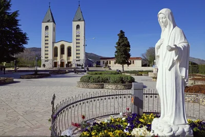 Pope Francis names Vatican diplomat next papal envoy to Medjugorje