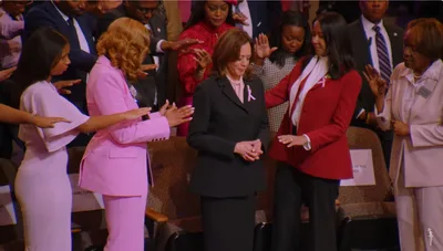 Kamala Harris Receives Prayer, Likened to Biblical Esther during Worship at Ga. Megachurch