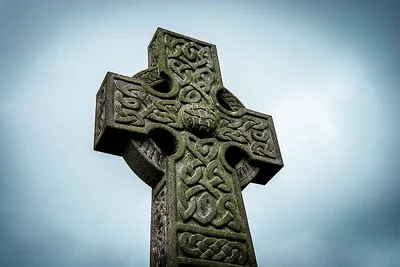 Report: 1 in 5 Irish priests and brothers have died in the past three years