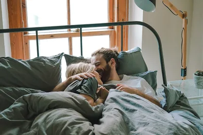A Guide to Newlywed Sex - RELEVANT