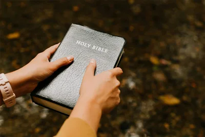 4 in 5 Churchgoers Now Reject Biblical Truths as Universal: Poll