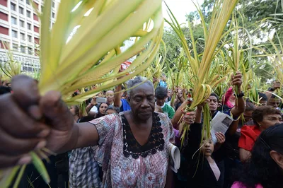 6 inspirational songs for Palm Sunday