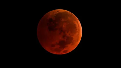 Another Blood Moon Is Coming, and It Falls Right on the Night of the Midterm Elections
