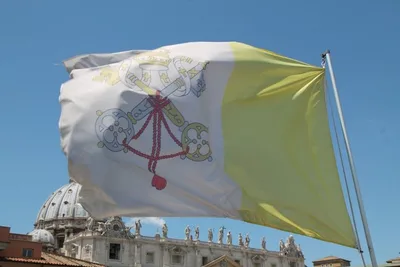 Lawyer downplays suspended Vatican official’s role in London property deal
